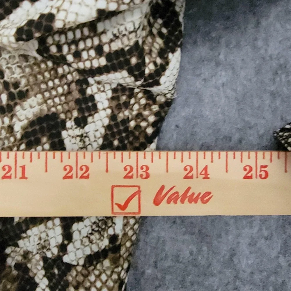 Michael Michael Kors Shirt Womens 1X Brown Black‎ Snake Print Button Front Plus